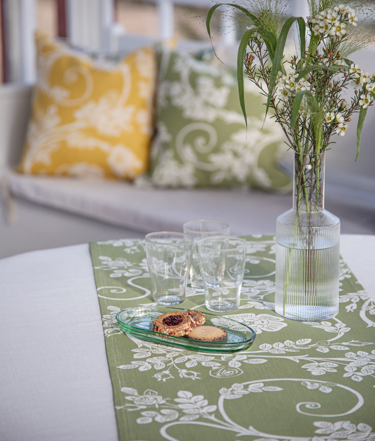 Löpare "ROSENGÅNG" 40x150 cm Linne Grön