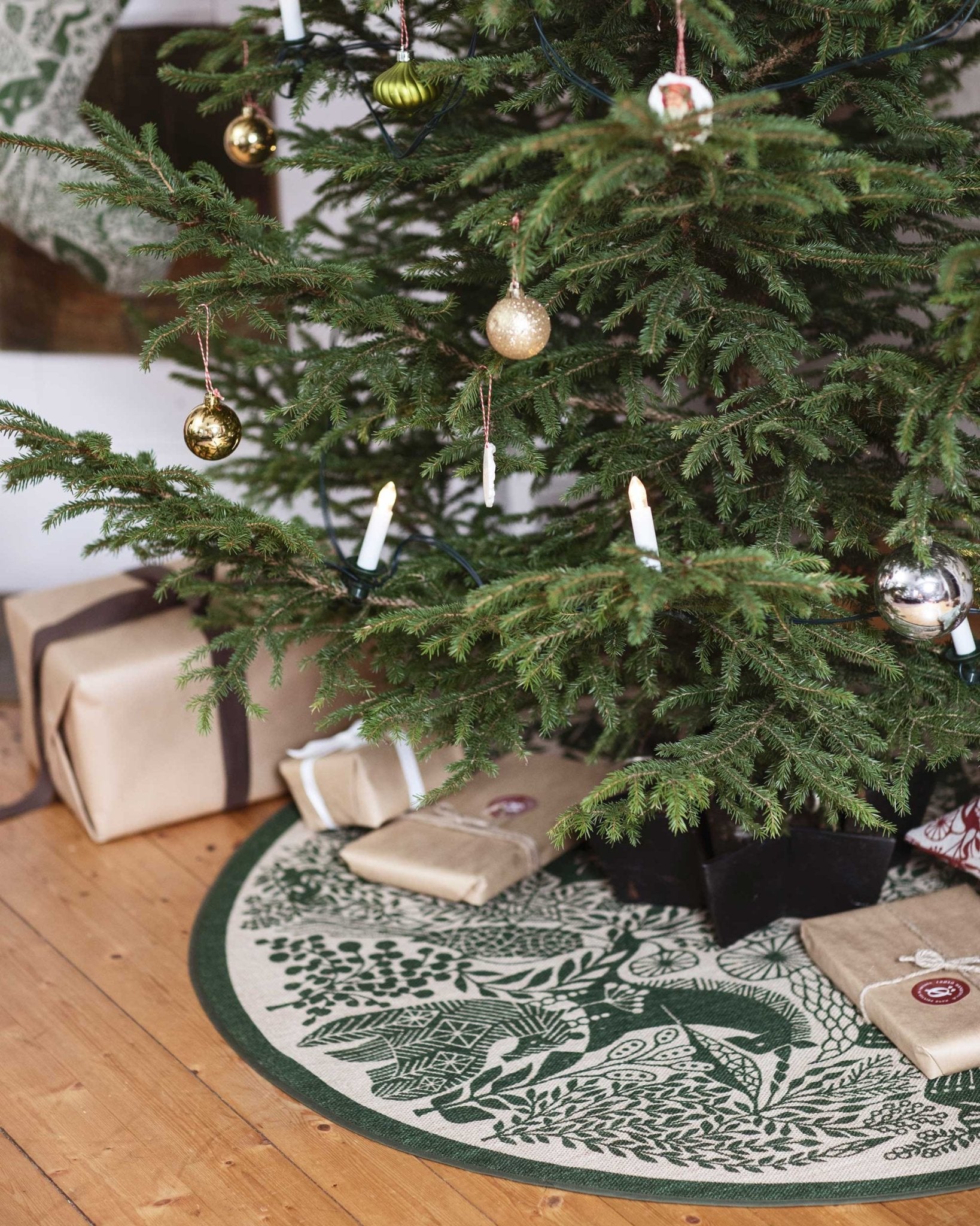 Julgransmatta Jute ”MORI NO SEIREI" GRÖN - Frösö Handtryck Scandinavia