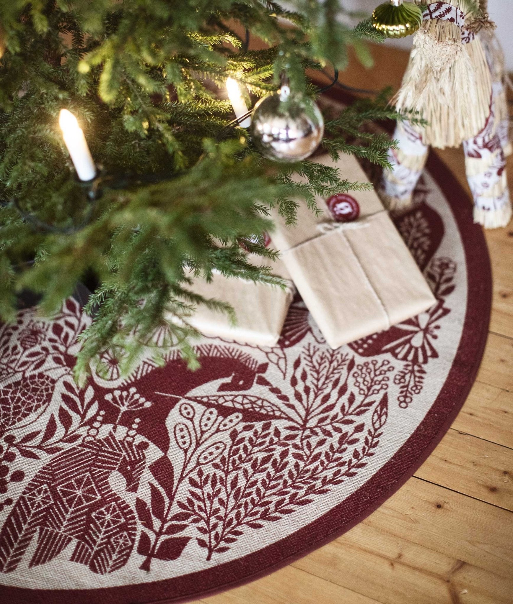 Julgransmatta Jute ”MORI NO SEIREI" MÖRKRÖD - Frösö Handtryck Scandinavia