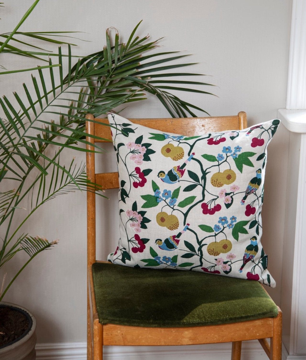 ”Kirsebær” 50x50 Naturligt pudebetræk - Frösö Handtryck Scandinavia