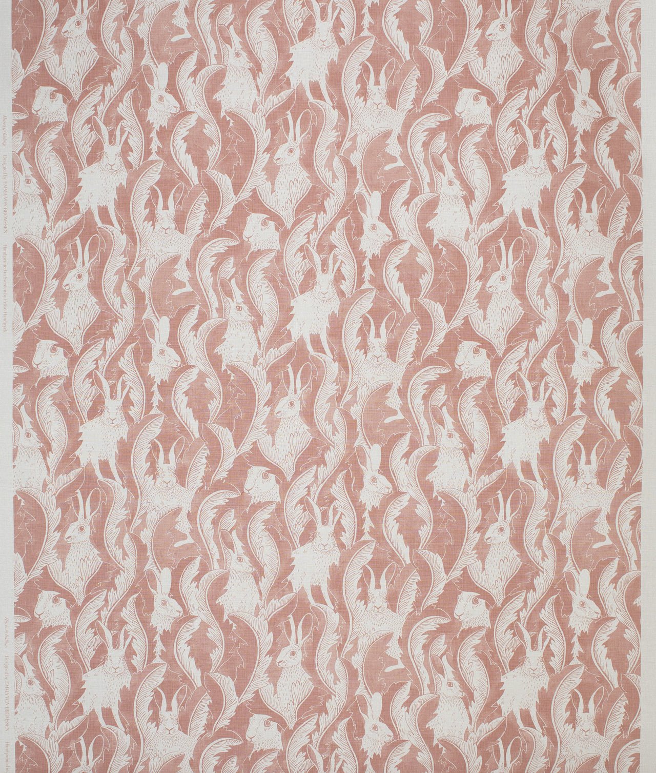 Linen fabric "HARES IN HIDING" Pink - Frösö Handtryck Scandinavia