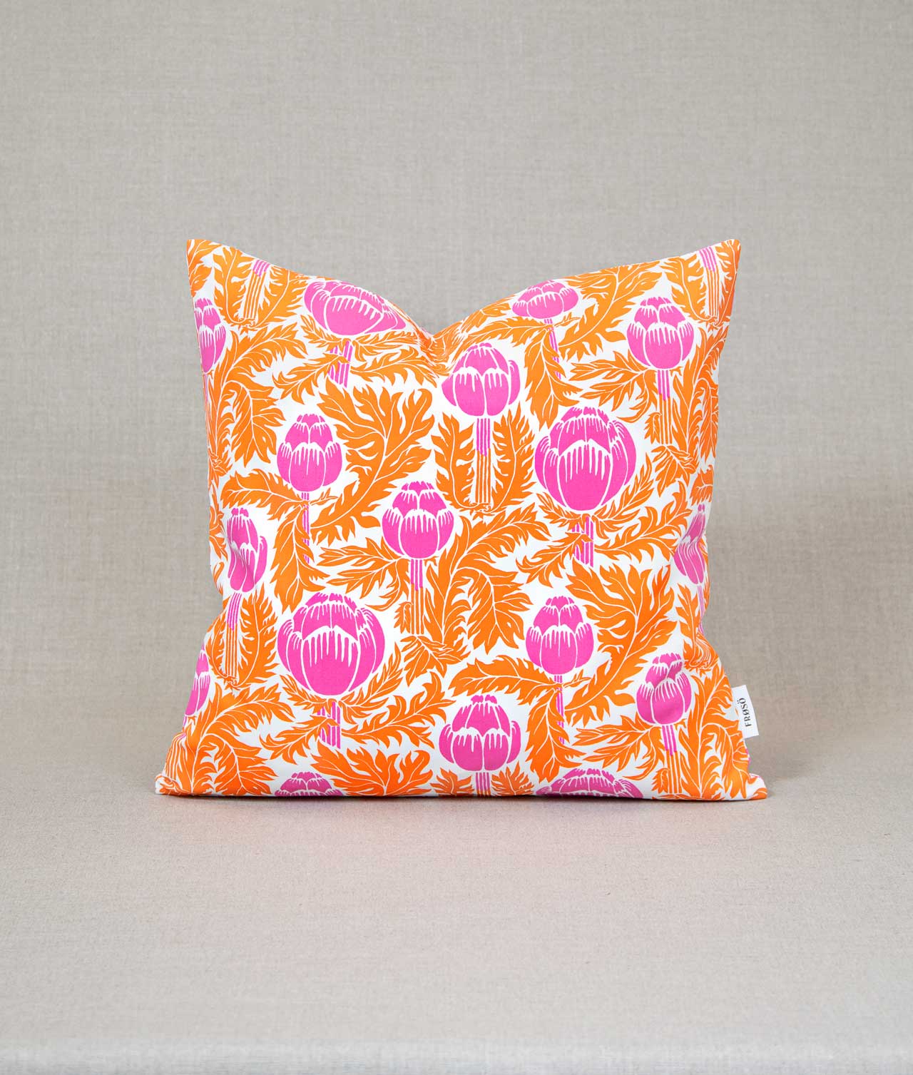 "SKOCKOR I MÅNSKEN" 50x50 Orange/Rosa Kuddfodral - Frösö Handtryck Scandinavia