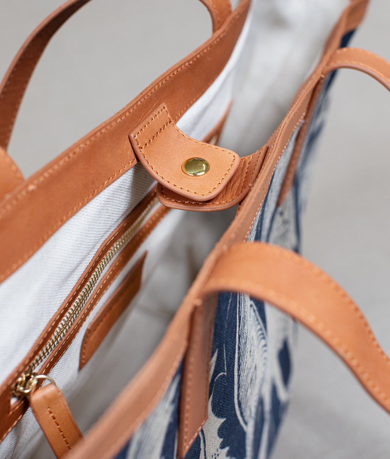 Tote CORN "Hares in hiding" Blå - Frösö Handtryck Scandinavia