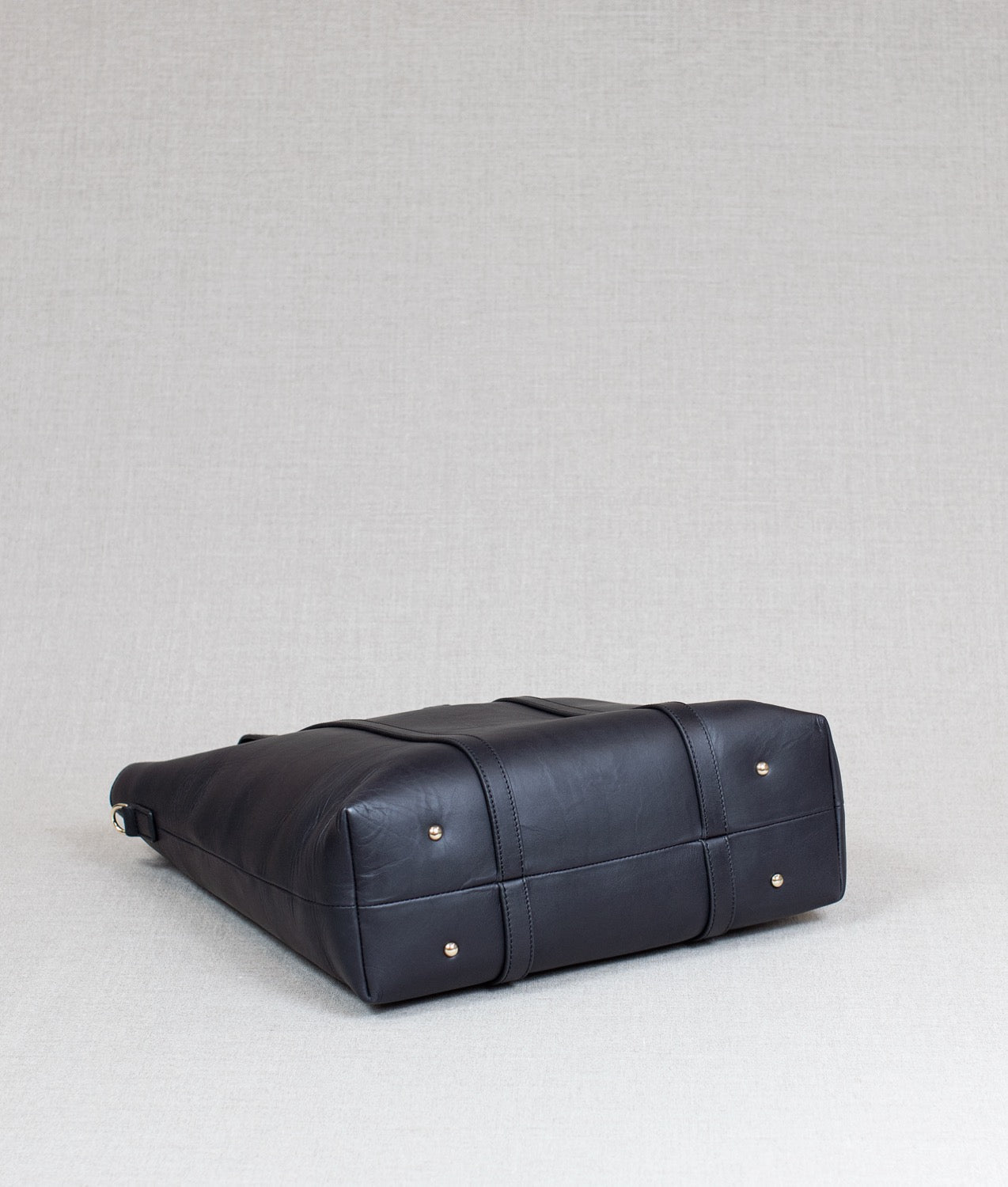 Veske "BUOYAN" Ros och Lilja " Svart - Frösö Handtryck Scandinavia