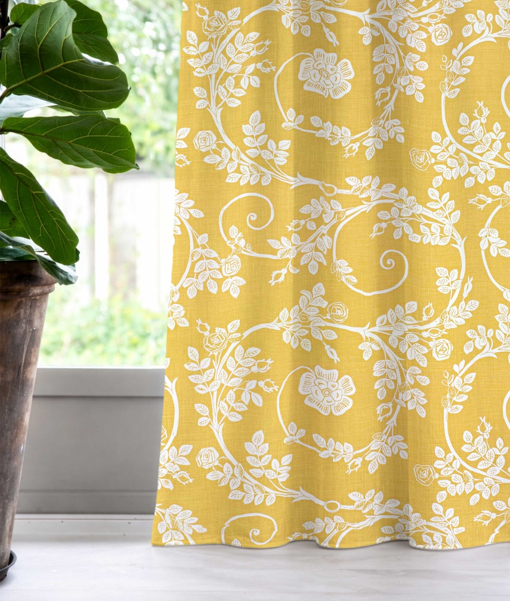 Gardin ”ROSENGÅNG” Lejongul - Frösö Handtryck Scandinavia