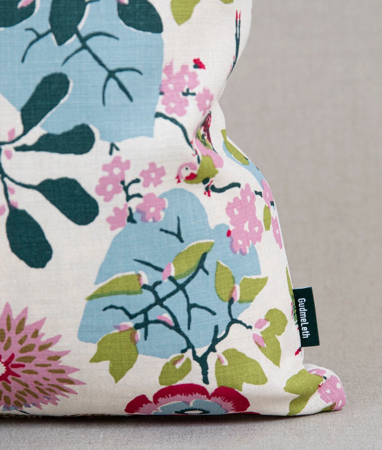 Indiens blomster" 50x50 Naturpudebetræk - Frösö Handtryck Scandinavia