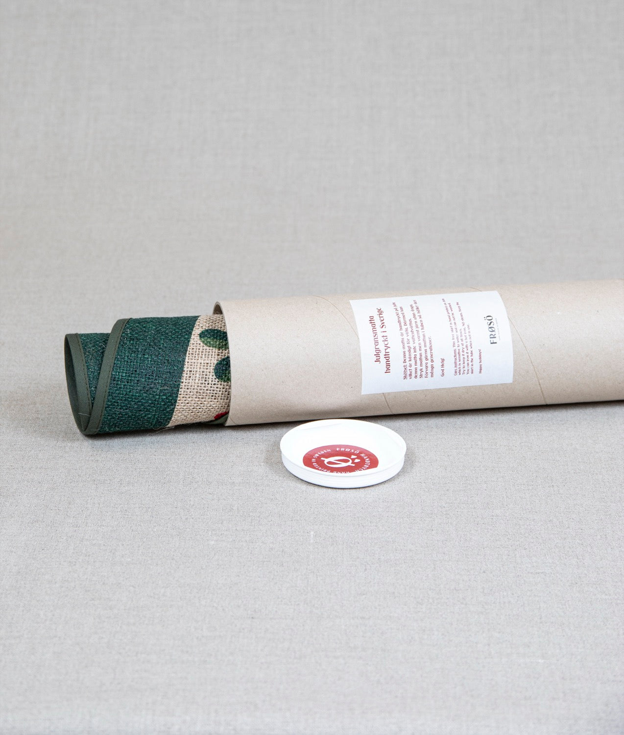 Christmas tree mat "LINGONKVIST" Jute - Frösö Handtryck Scandinavia