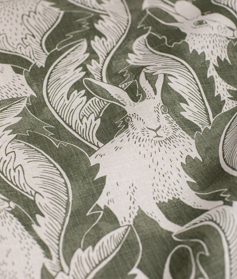 Linstoff "HARES IN HIDING" Grønn - Frösö Handtryck Scandinavia