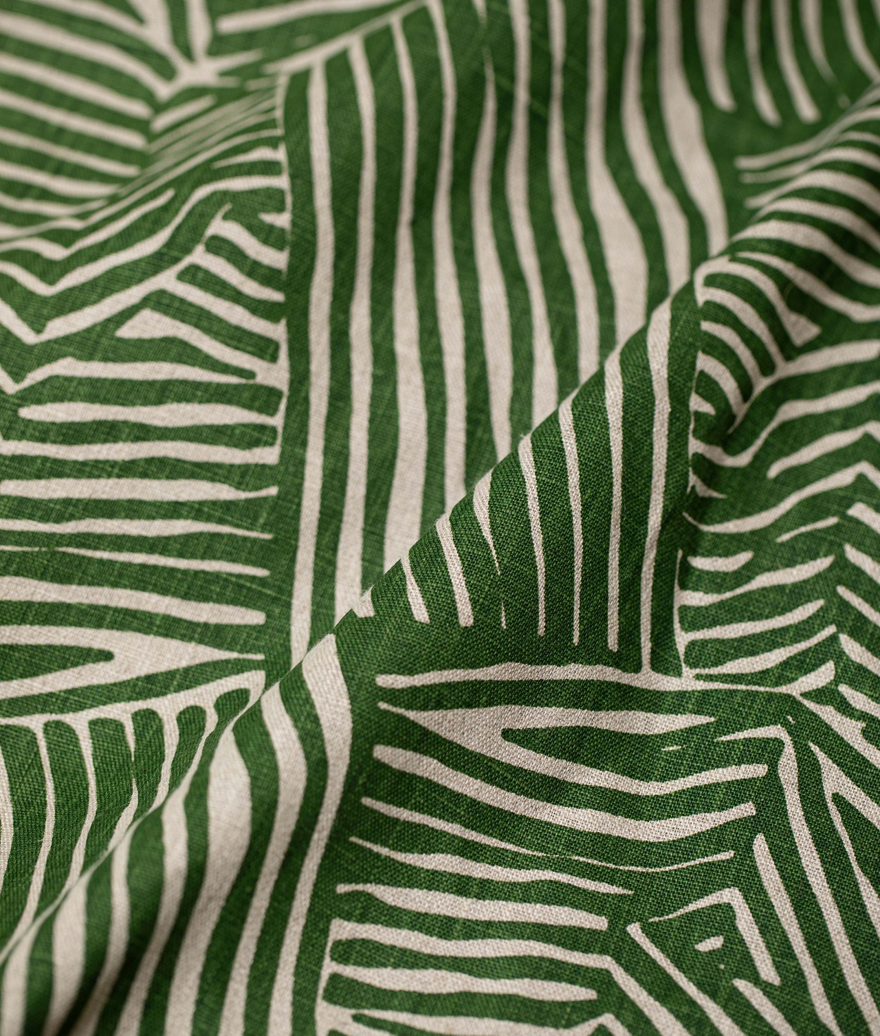 Linen fabric ”FLÄTVERK” Green/Natural